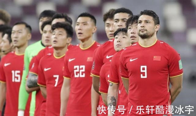 李霄鹏|国足连收两大喜讯,李霄鹏首胜在即,大年初一给全国人民拜年