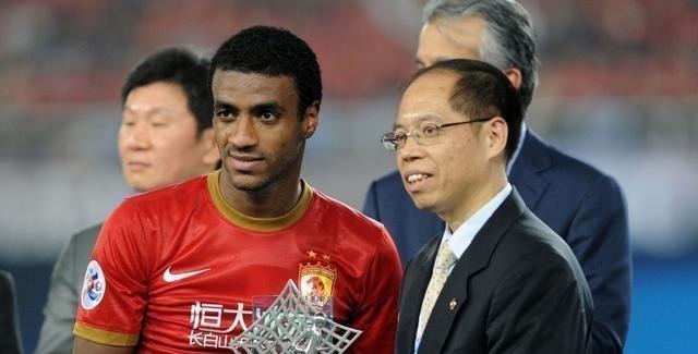 中国足球|中国足球的损失!巴西球星两度表态同意归化,有他国足早进世界杯