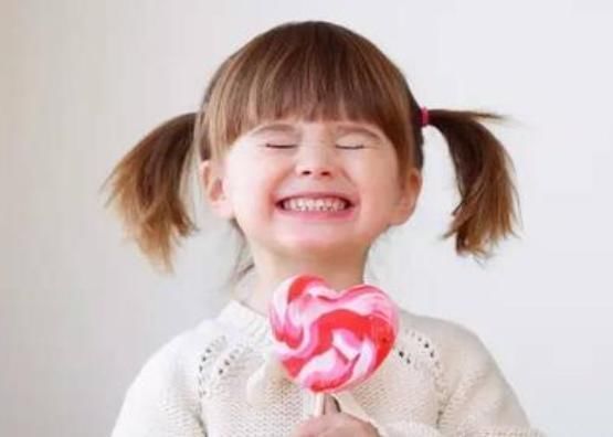 家长|想要宝宝牙齿洁白,这3点家长要做好,帮娃告别“小黑牙”