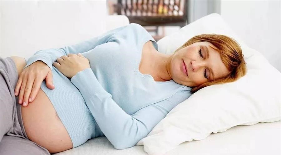 宝宝|孕期选择哪种睡姿好?坚持“左侧睡”没毛病,其他姿势也值得尝试