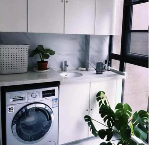 贴瓷|69㎡小户型的“逆袭”,变身3室2厅阳光房,色彩搭配精致出彩