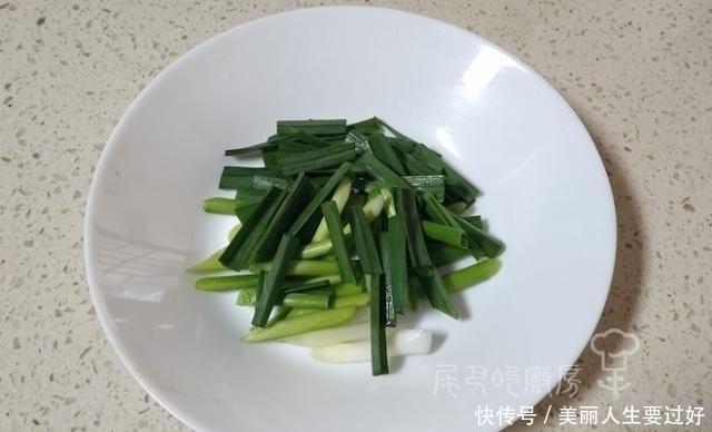 常吃|端午節(jié)最應吃它，它是“窮人的阿膠”，3元一斤，女人常吃腰不疼