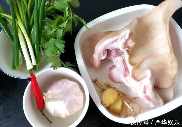 猪耳朵|继猪蹄后，中国又一下酒菜席卷国外，网友看着很脏，吃着贼香
