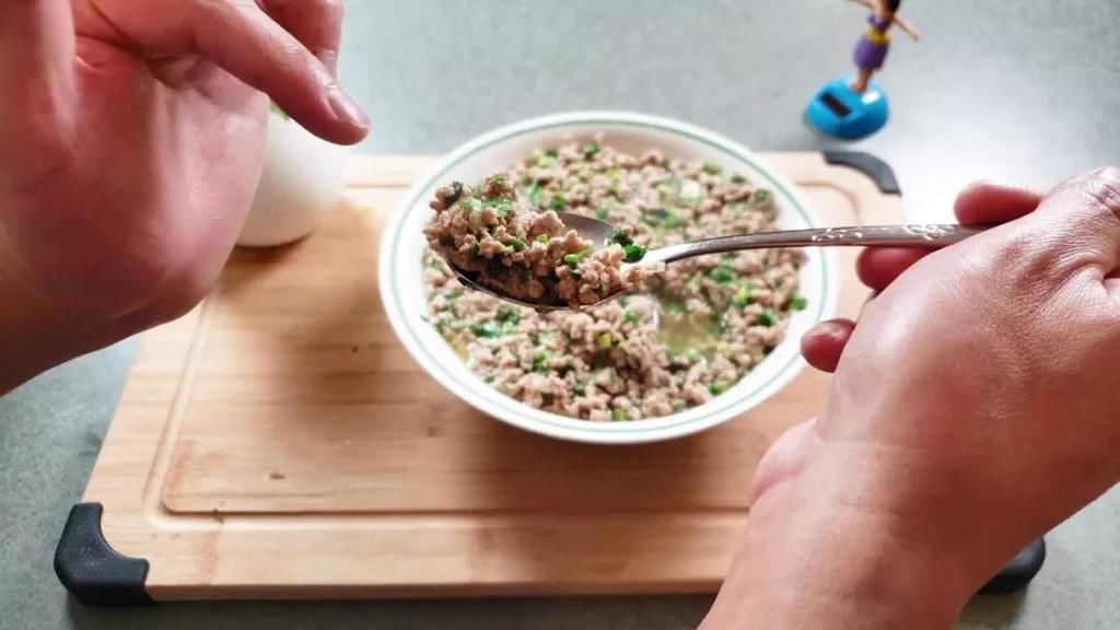 开水|法国人用塑料袋在开水里煮饭!原因竟是没有电饭锅……