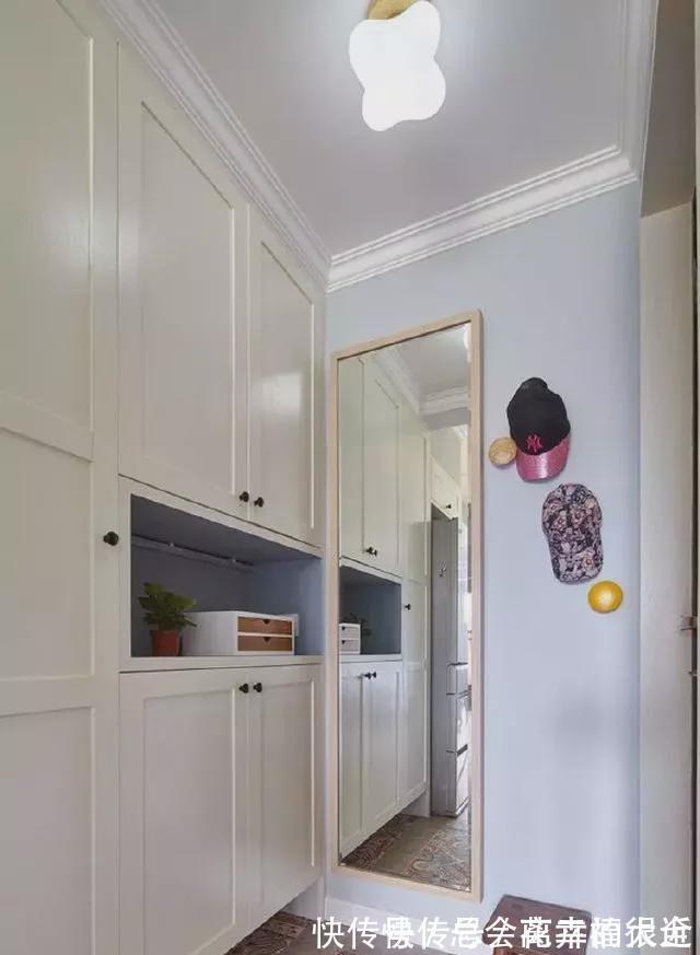 柜子|70平米小户型，全屋简洁清爽又雅致，到处都打满了柜子，储物超强