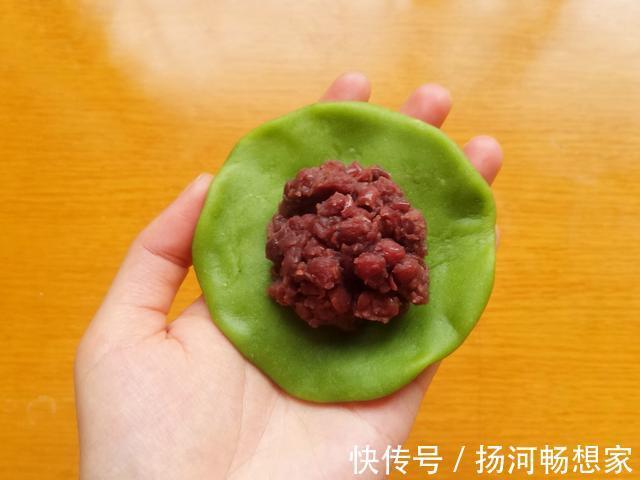 青团好吃有诀窍,掌握好2点,不变色不粘牙,比外面卖的还好吃