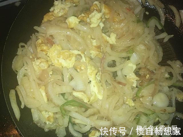 洋葱|这个菜一斤不到两块钱，一个能炒一大盘，常吃还能保护血管！