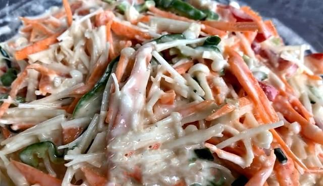 春天,金针菇别再煲汤了,教你新吃法,做成面食,暄软劲道,真香