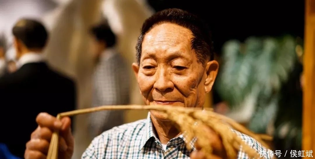 大变活人|22年“造假”,她一双手堪称假人整容机器,骗过了大家的眼睛!