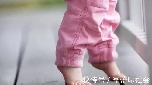 亲子关系|宝宝15个月才会走路,越晚走路越笨吗?专家:多数家长都理解错了