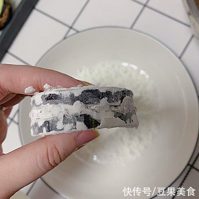 #我心中的冬日限定#宴客菜 年夜饭必备 炸茄盒 鱼香茄盒