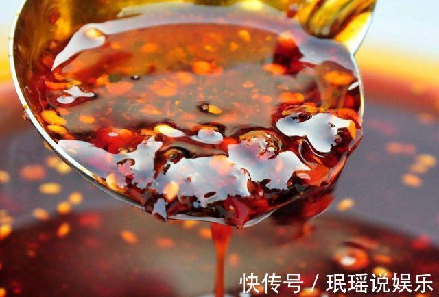 辣椒油怎么炸才香凉皮店老板的秘制配方，简单易学，拌啥都好吃