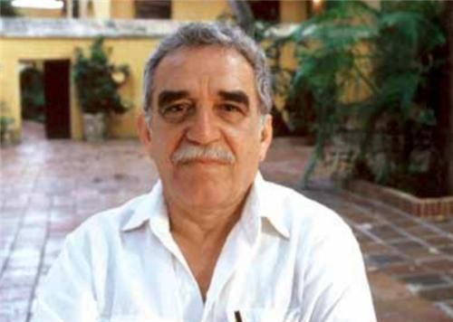 海明威@马尔克斯访华时扬言：不向中国授权出版！18年后却被一年轻人感动