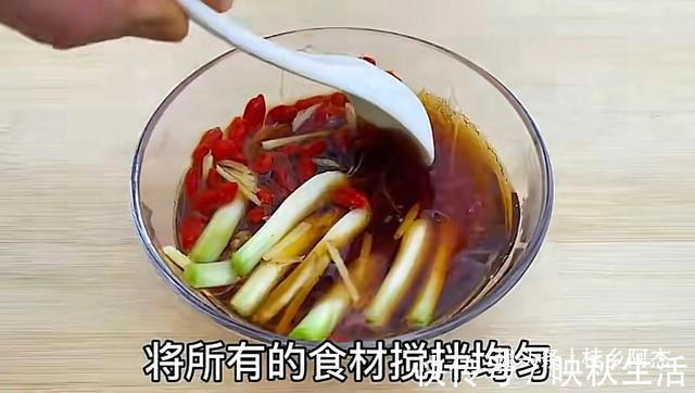 挥发油|扔葱根等于扔钱，葱根原来是个宝，作用这么厉害，太实用了