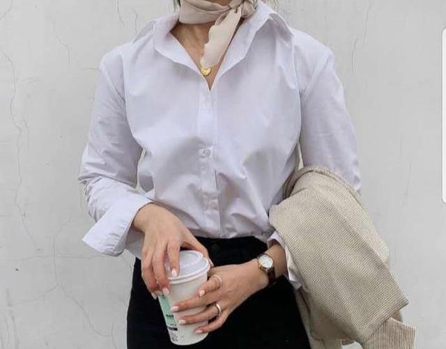 小黑裤 白衬衫搭配灵感这样穿时髦不撞衫、摆脱路人感，讲究女人都喜欢