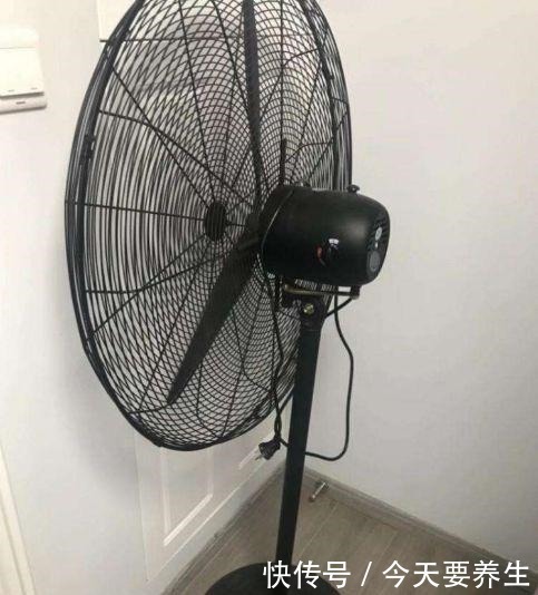 墙纸|装修完能不能直接开窗通风听听老师傅的经验，太多人做错！