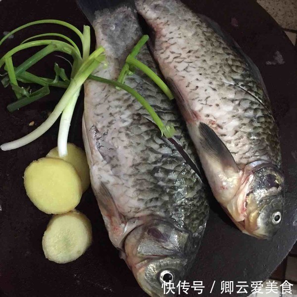 鱼肉|不管炖什么鱼,过程中千万别加“这个动作”,否则鱼肉腥,不嫩滑