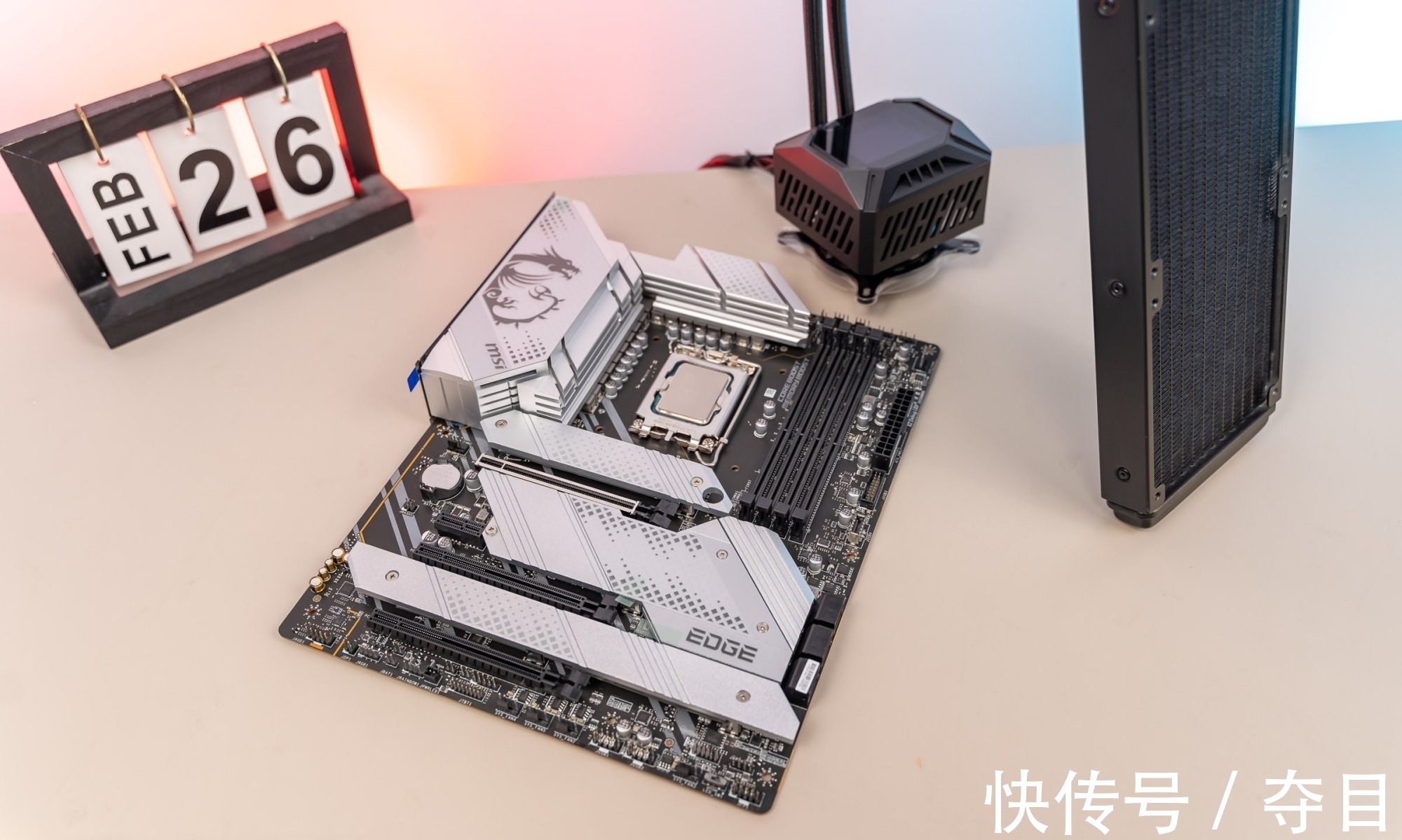 冷排|外观精致漂亮，性能非常强大、微星寒霜K360一体式水冷散热 评测