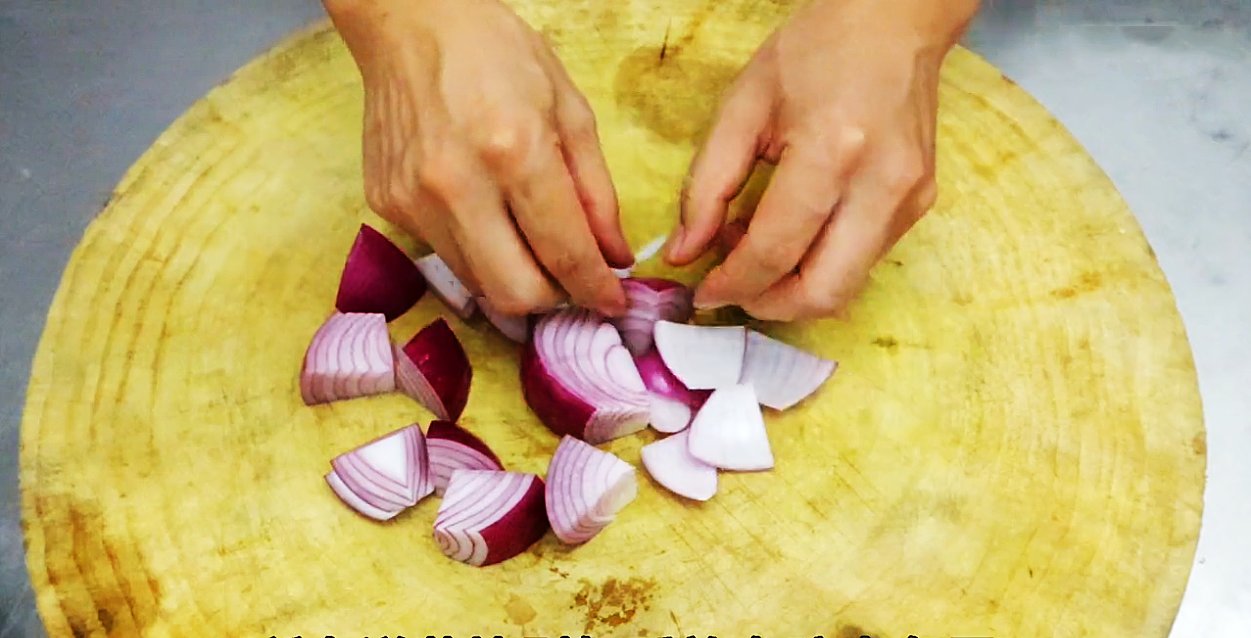 秋天别总大鱼大肉，多吃这12道家常素菜，低热量高营养，特别下饭