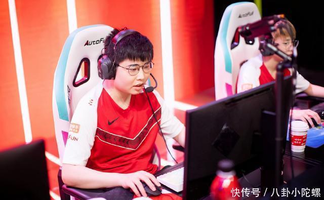 排位|LPL排位日记：Doinb带酥酥排位耻辱下播WE中下双排连胜
