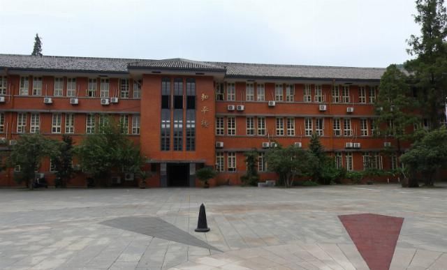 这所学校曾经齐名“协和”，如今沦为985院校的医学院！