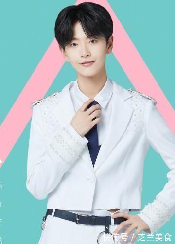 学员们|创造营比青你还要严格，学员照全穿白裙子，中性风的刘梦都逃不过