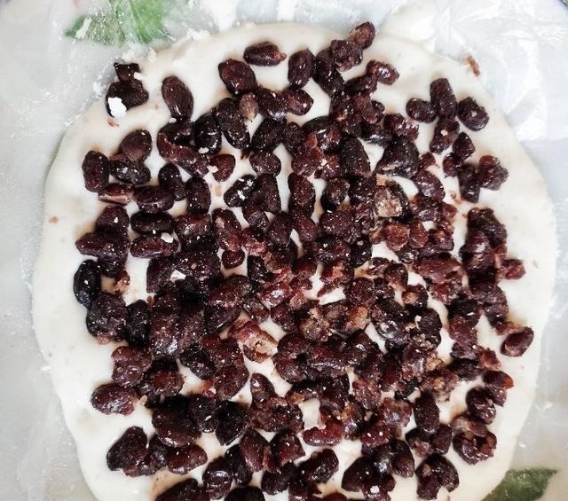 糯米红豆糕千万不要出去买,自己在家动手做,三个步骤就学会了!