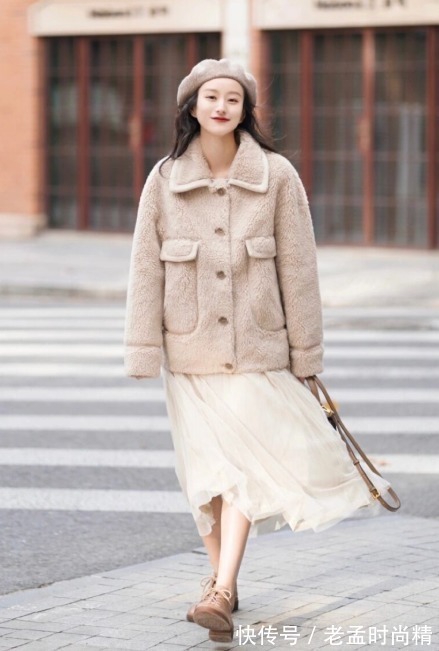 法则|想要把羊羔毛外套穿出高级感!掌握这几套穿搭法则,好看又减龄
