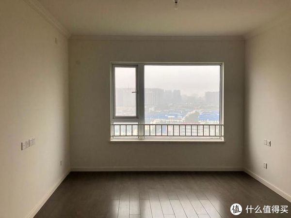 小伙|成都一小伙晒出自己的独居新房：干净治愈，原来一个人居住这么爽