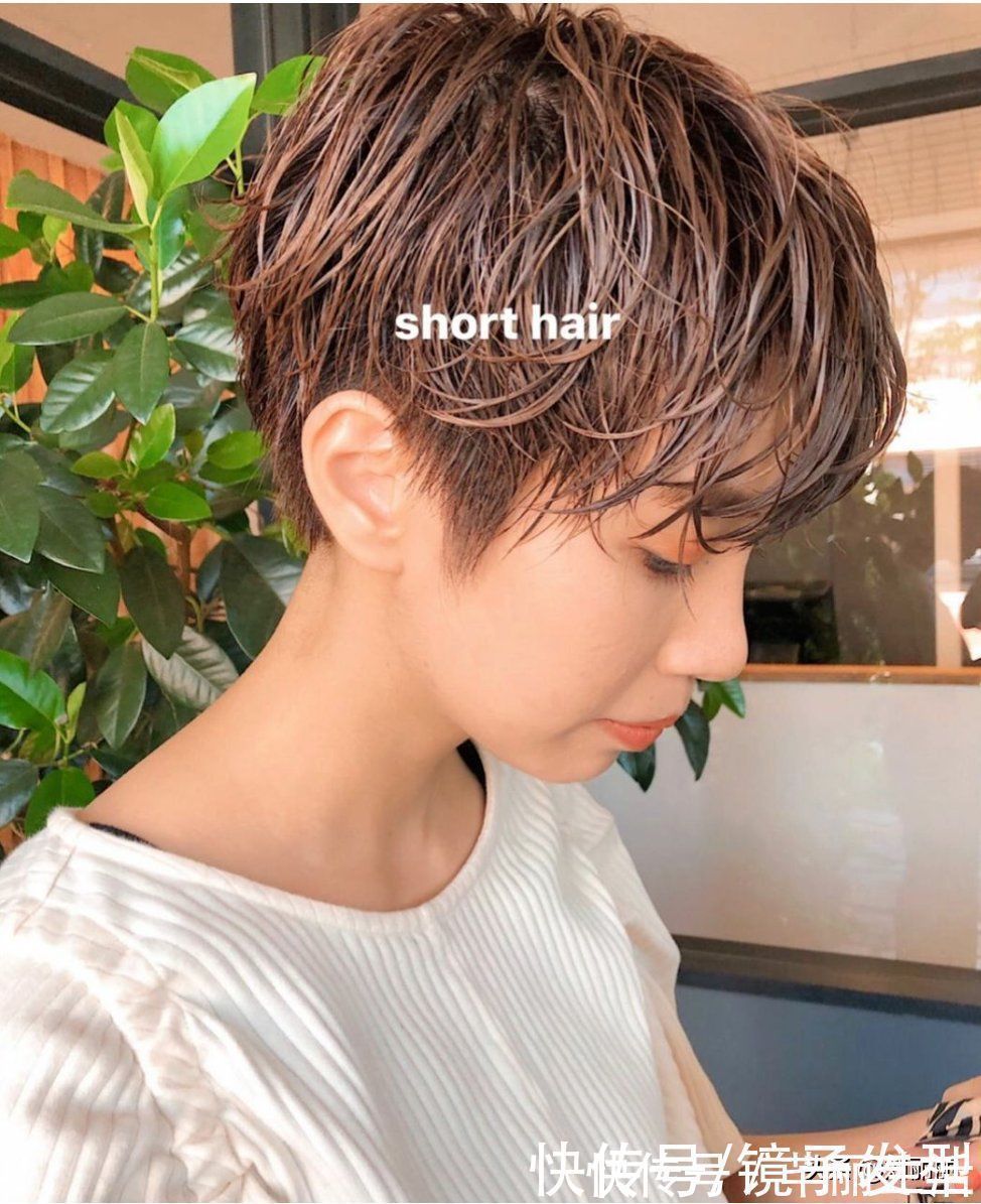 法式刘海 越剪越时尚发型18款,无论长短都很心动,剪完你也可以变美女