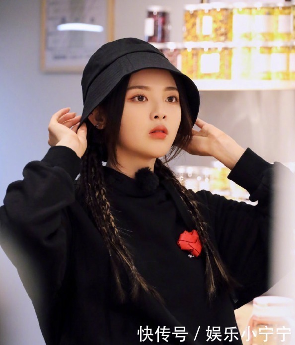 杨超越|杨超越上《极限挑战》全程被打码,得知真相才懂导演的苦衷