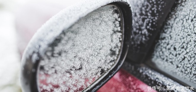 早上车玻璃结冰了，怎么办？如何快速除冰？