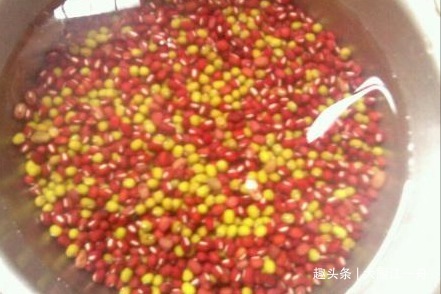 红豆和绿豆这样搭配,让你7天瘦10斤,营养又美味,越吃越苗条