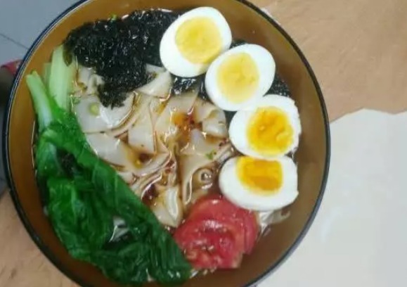 长寿面|心理学三份长寿面,你觉得哪一碗做美味,测出你今后的人生