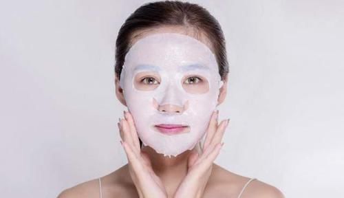 脸部|女人不管多大年纪,敷面膜都要牢记这5不要,尤其第1个,太伤脸