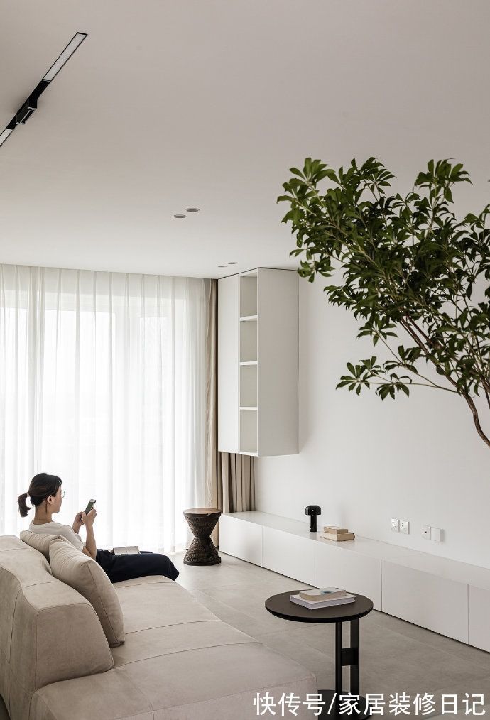 厨房|81㎡极简风的家,全屋白墙+平吊无主灯设计,干净纯粹透着高级感