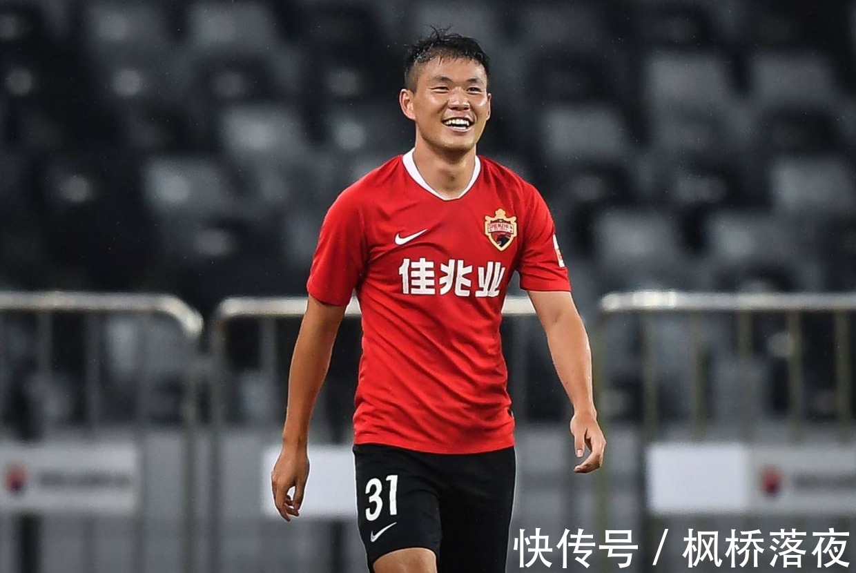 西甲|89分钟头槌!2-2绝平!28岁飞翼用实力道出被西甲看中原因!