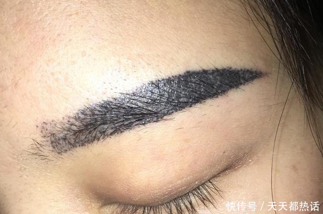 防汗|过年前“纹眉”不要冲动,离职纹眉师透露,3种人纹眉会后悔