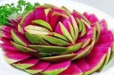 皱纹|女性不想被同龄人比下去,此菜可多吃,淡化皱纹,肌肤也细腻