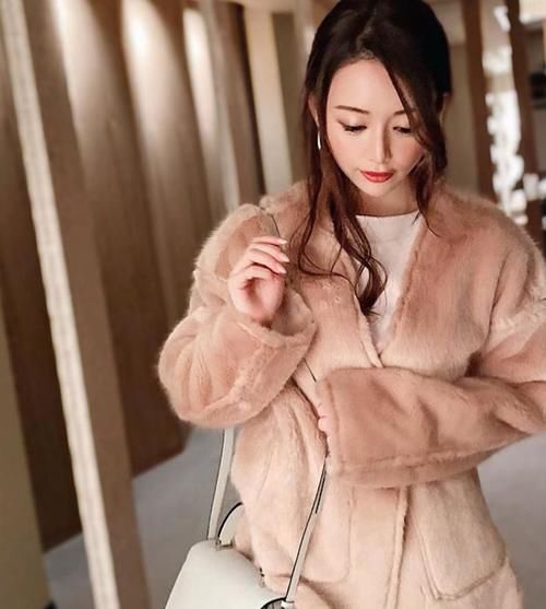 为什么日本女生皮肤不开美颜也很好?她们坚持4件事,真挺细节的