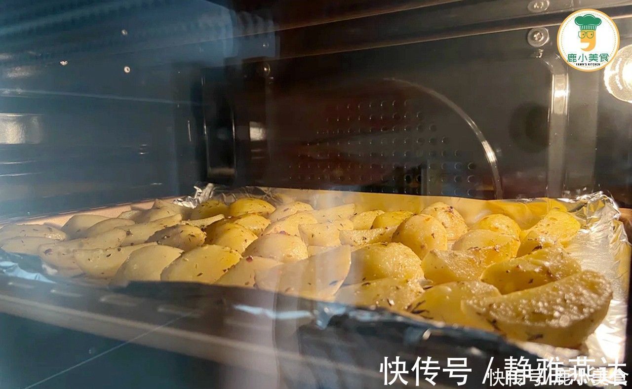 无需厨艺经验和技巧,教你做“椒酥薯角”,椒麻软糯,薯香十足