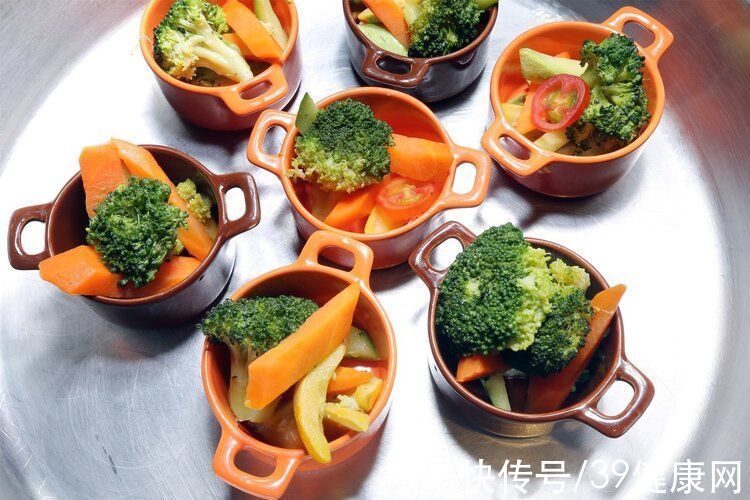 肺癌|抗癌英雄贺明:肺癌晚期生命剩3个月,用61场马拉松跑出生命奇迹