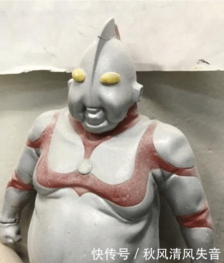 手办|除了“邪神saber,千斤顶佐助”,山寨手办越来越放飞自我