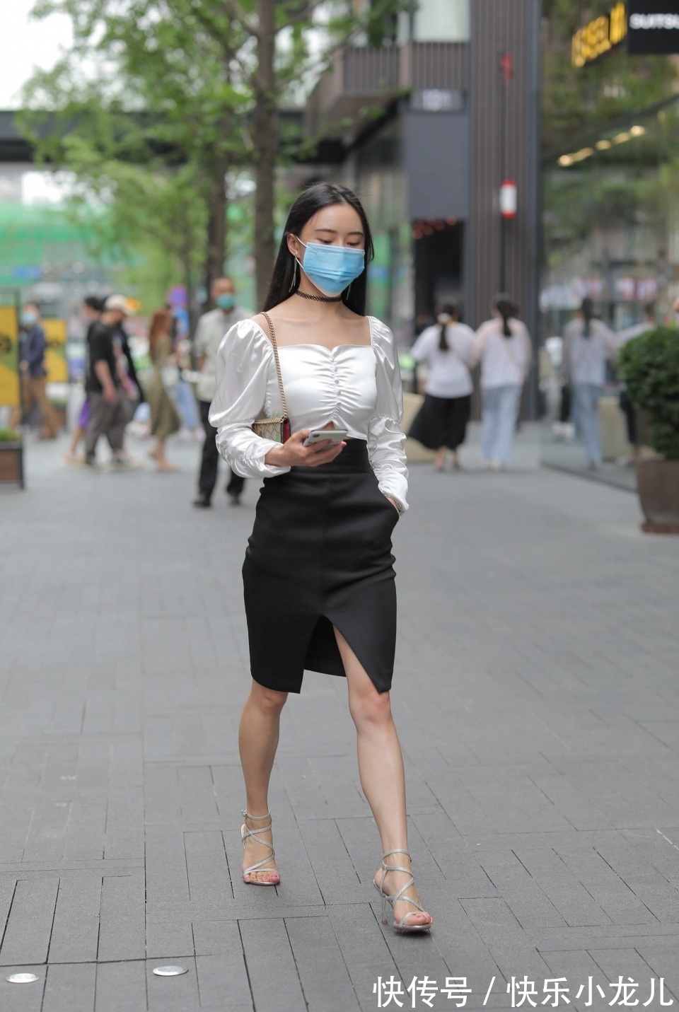 韵味|复古职场风格的女性,散发着成熟干练的韵味,想开着跑车接她下班