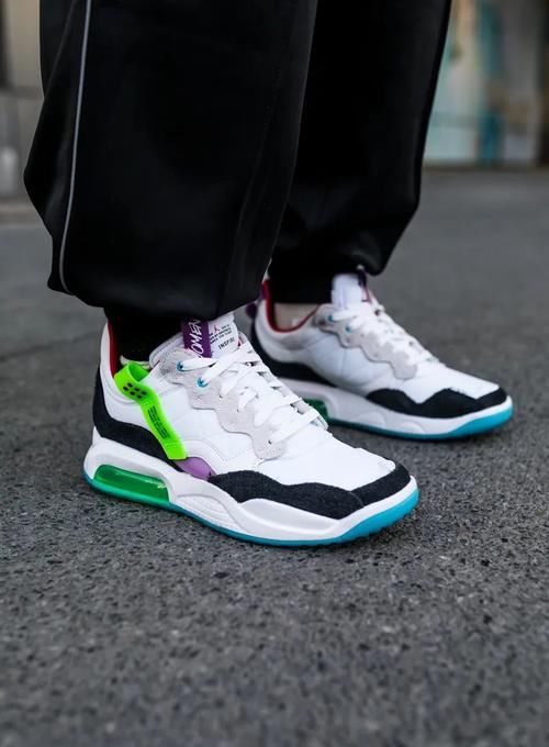 Jordan 新鞋提前一个月给你看！脚感超澎湃！压岁钱留不住了！