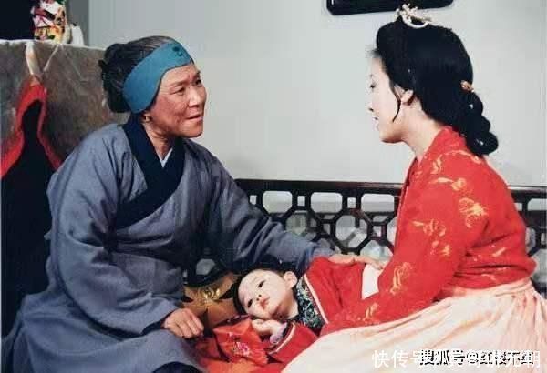 惜春#贾母明明很喜欢孙子孙女，为何对王熙凤女儿贾巧，一直不闻不问