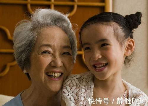 主力军|为啥现在帮忙带娃的主力军外婆占大部分?两个原因很多人表示认同