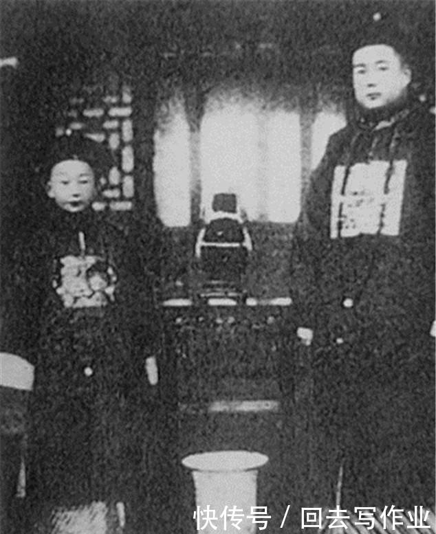 照片|溥仪、婉容大婚当日照片:他们目睹了婚礼的情形,是婚礼的见证者