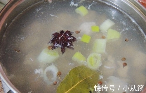 孩子|想吃肉松不用买,自己在家做很简单,1斤肉做一大盘,孩子抢着吃