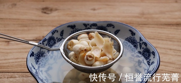 上火|立秋后要多吃银耳,教你正确做法,好吃润秋燥,常上火的人多吃点!